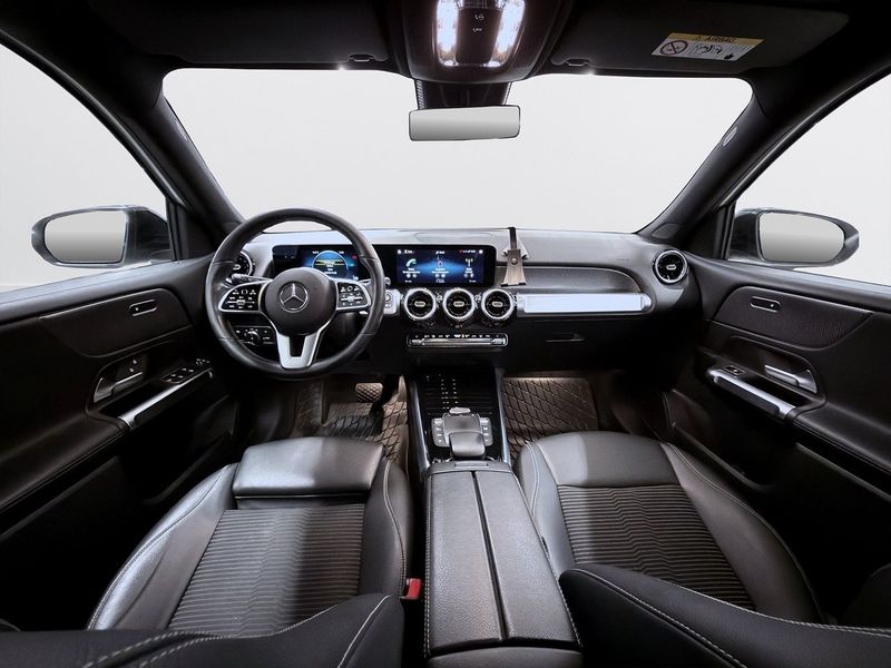 Mercedes GLB200 bild 9