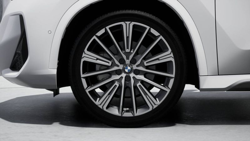 BMW iX1 bild 4