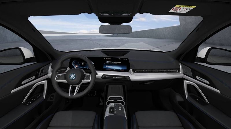 BMW iX1 bild 5