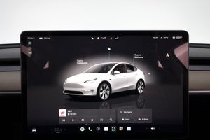 Tesla Model Y bild 16