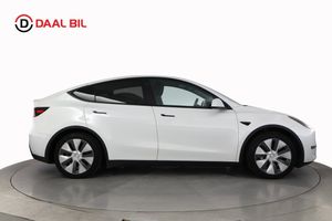 Tesla Model Y bild 5
