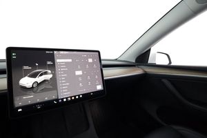 Tesla Model Y bild 22