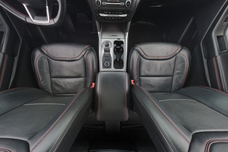 Ford Explorer bild 14