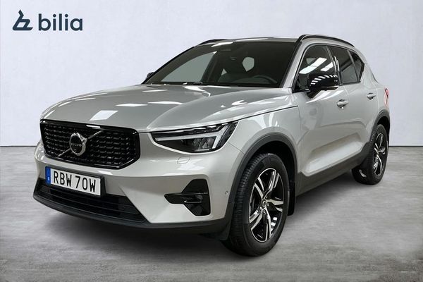 Volvo XC40 B3 FWD Bensin Plus Dark Drag 360 Förarstödspkt - 2025