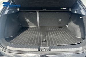 Lynk & Co 02 bild 16
