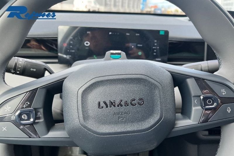 Lynk & Co 02 bild 12