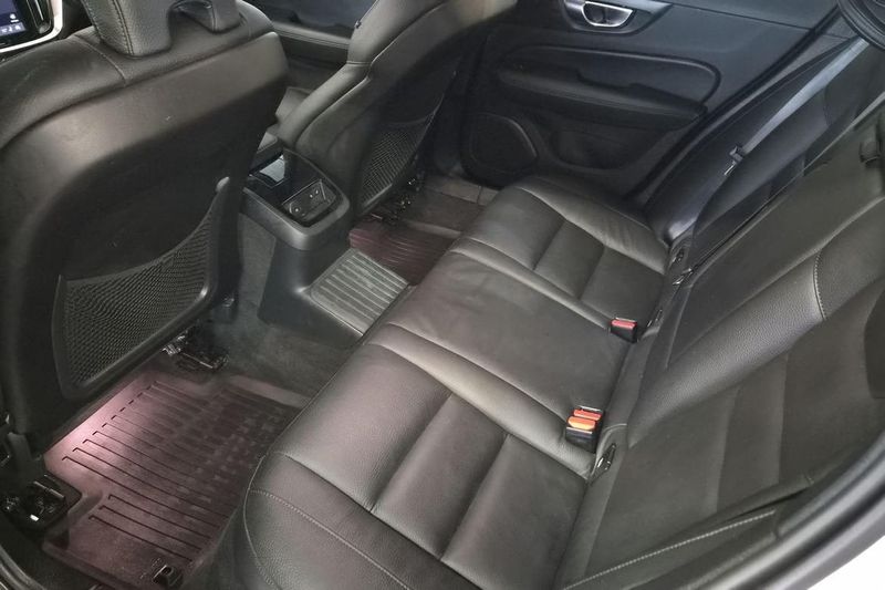 Volvo V60 bild 13