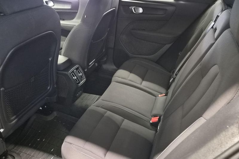 Volvo EX40 bild 13