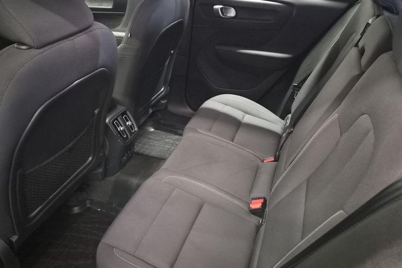 Volvo EX40 bild 13