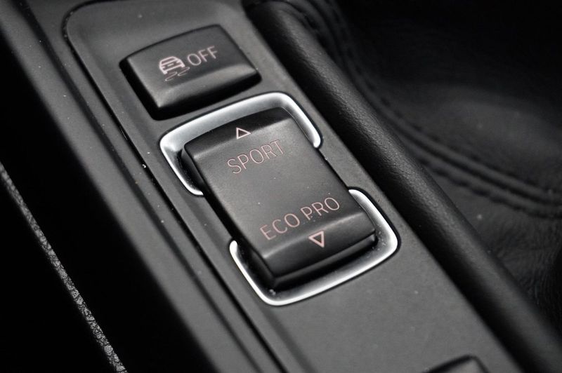 BMW 118 bild 8