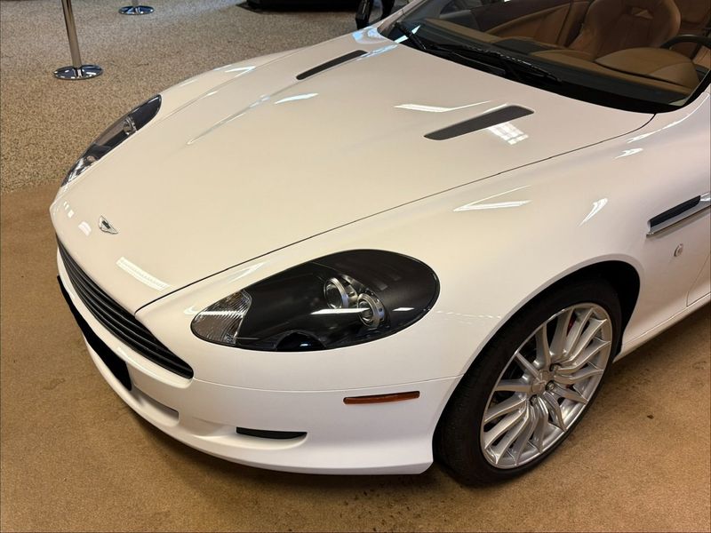 Aston Martin DB9 bild 11