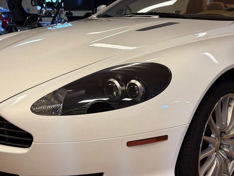 Aston Martin DB9 bild 27