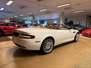 Aston Martin DB9 bild 7