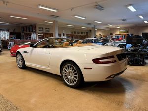 Aston Martin DB9 bild 8