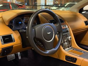 Aston Martin DB9 bild 20