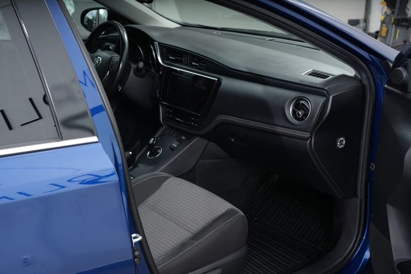Toyota Auris bild 14