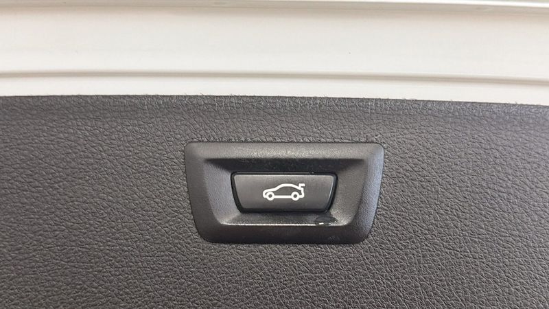 BMW 320 bild 10