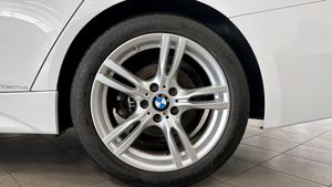 BMW 320 bild 8