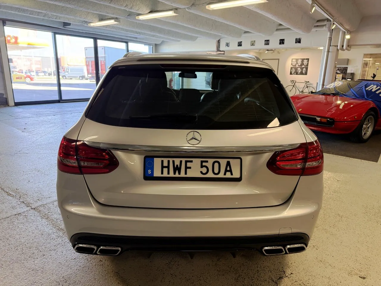 Vehicle image 8