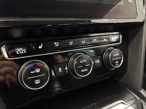 Volkswagen Passat bild 17