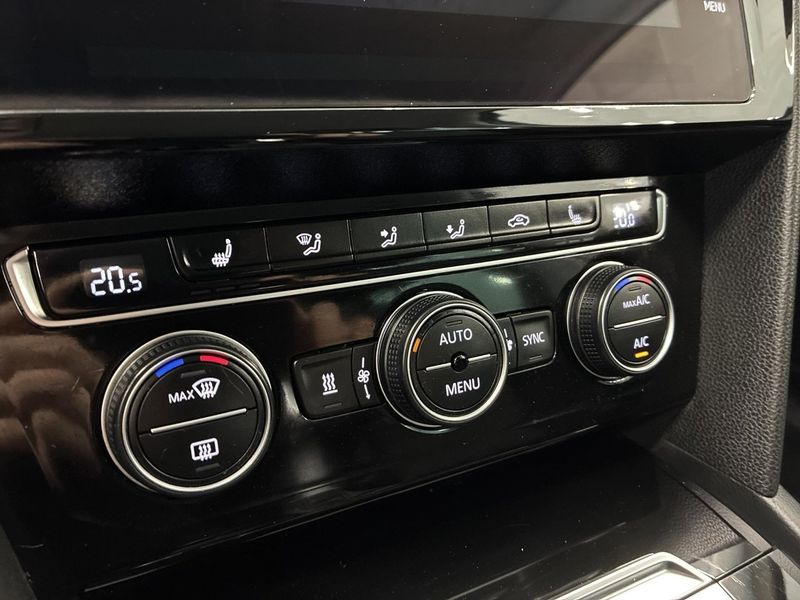 Volkswagen Passat bild 17