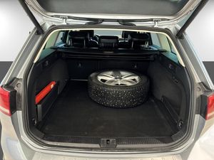 Volkswagen Passat bild 24