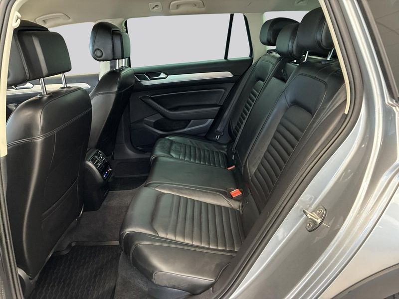 Volkswagen Passat bild 9