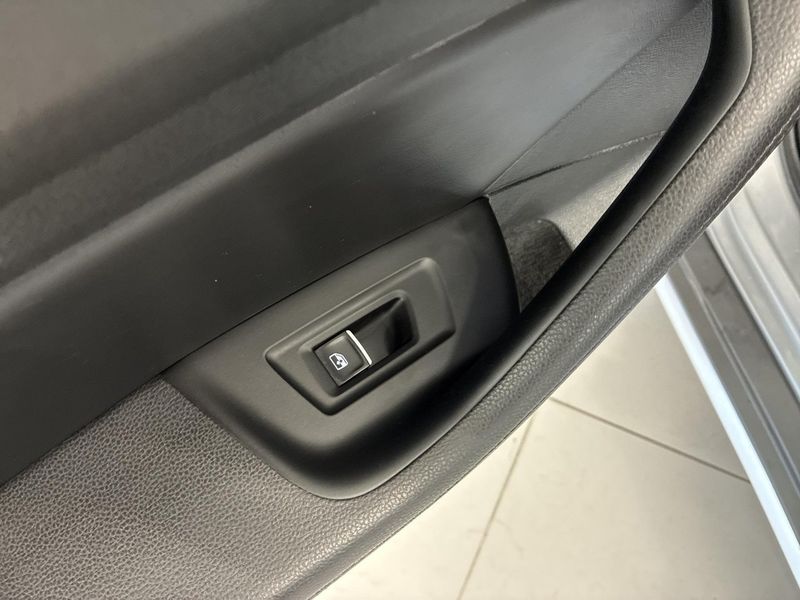 Volkswagen Passat bild 21