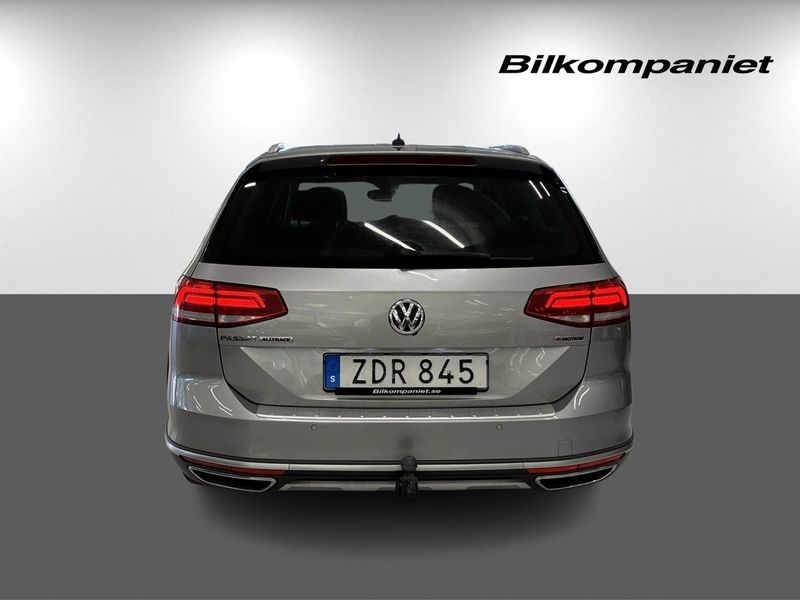Volkswagen Passat bild 6