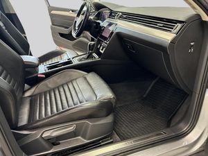 Volkswagen Passat bild 10