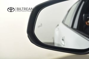 Toyota Corolla Cross bild 10
