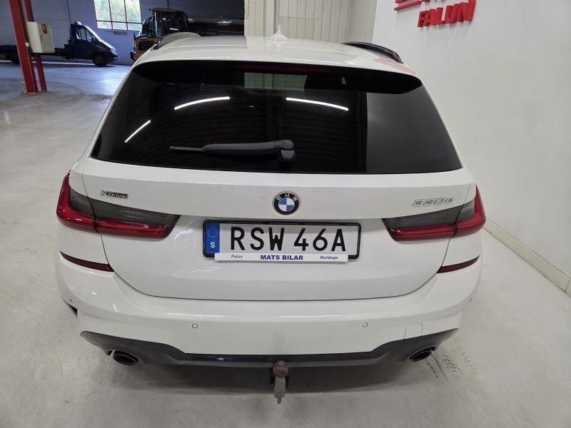 BMW 330 bild 7