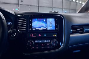 Mitsubishi Outlander bild 16