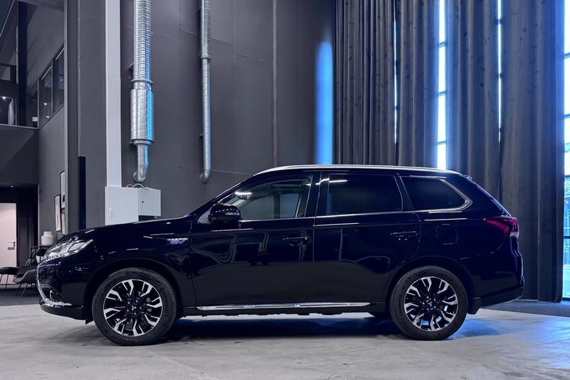 Mitsubishi Outlander bild 3
