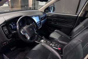 Mitsubishi Outlander bild 11