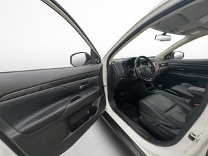 Mitsubishi Outlander bild 11