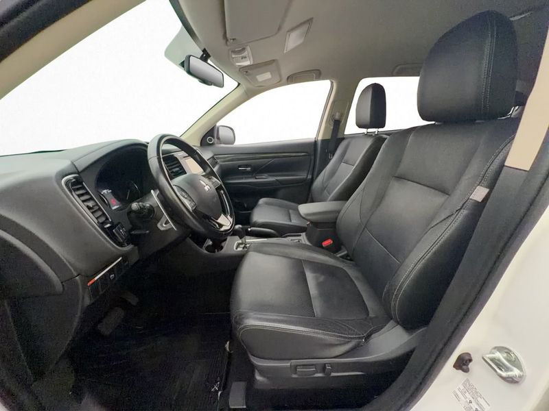Mitsubishi Outlander bild 12
