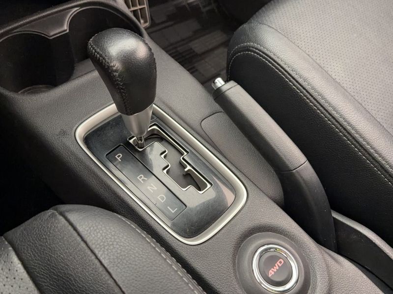 Mitsubishi Outlander bild 24