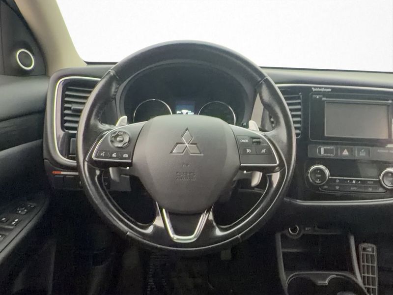 Mitsubishi Outlander bild 14