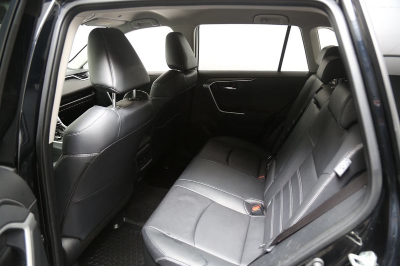 Toyota RAV4 bild 24