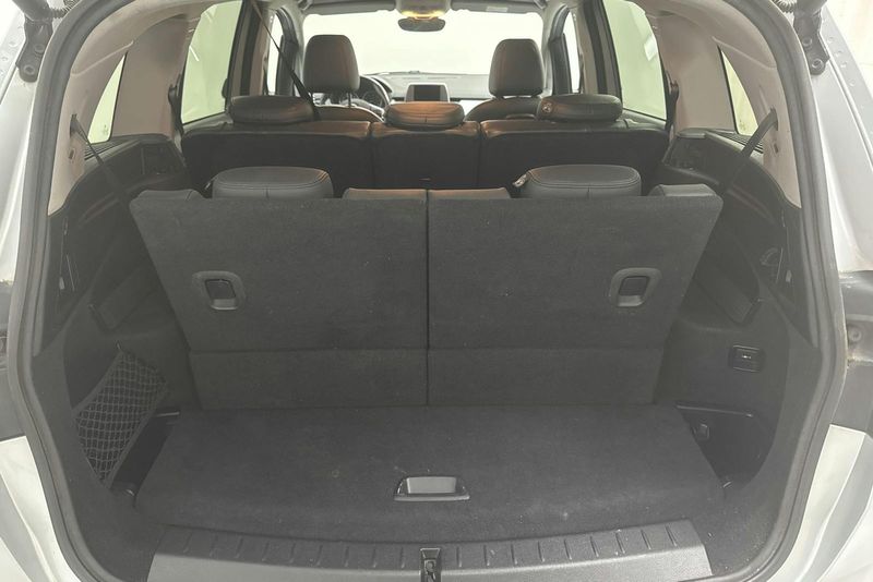 BMW 220 bild 10