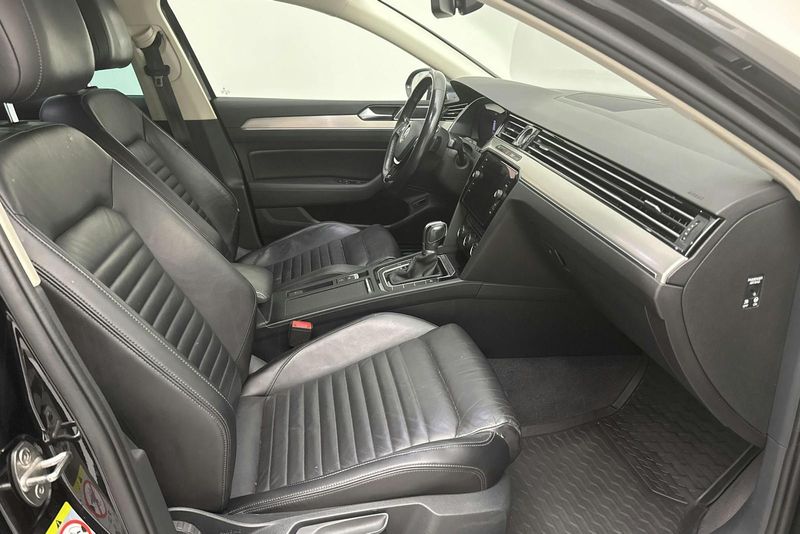 Volkswagen Passat bild 7