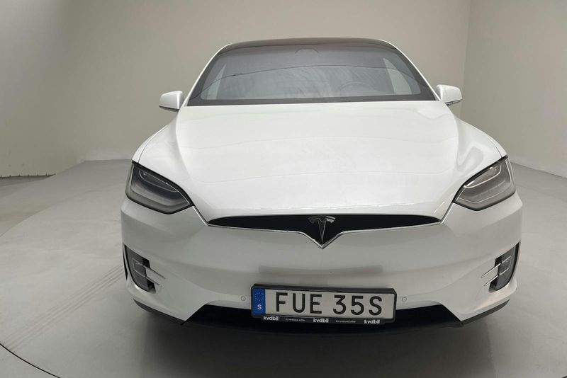 Tesla Model X bild 4