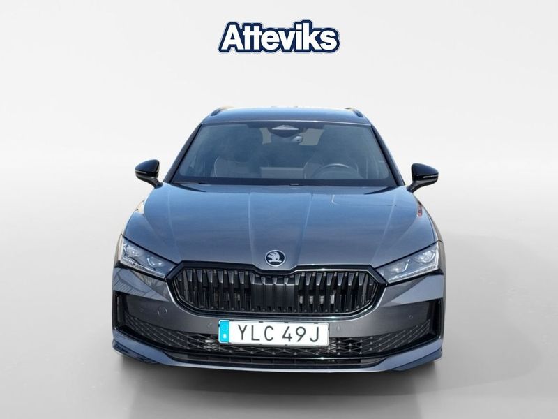 Skoda Superb bild 8