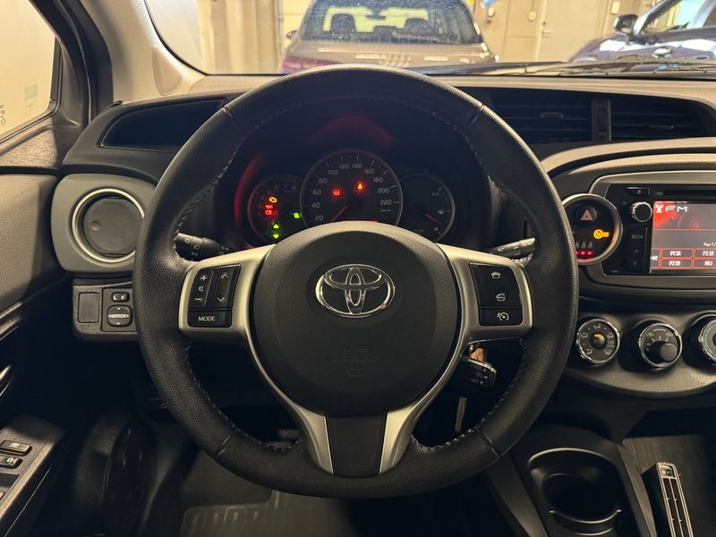 Toyota Yaris bild 9