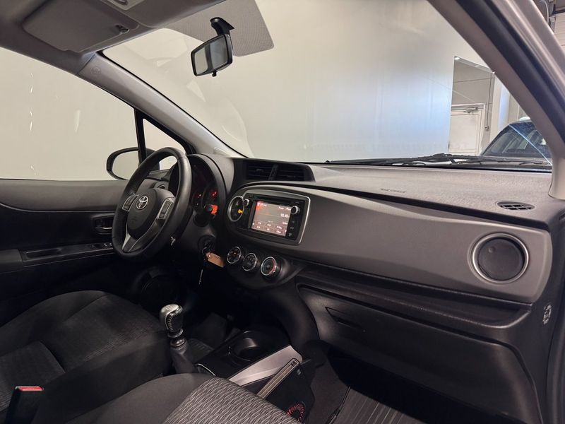 Toyota Yaris bild 8