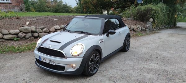 MINI Cooper S Convertible - 2011