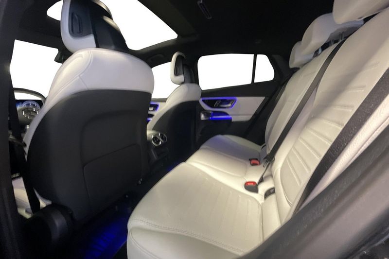 Mercedes GLC300 bild 8