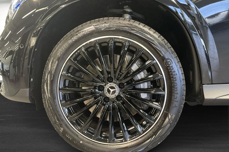 Mercedes GLC300 bild 5