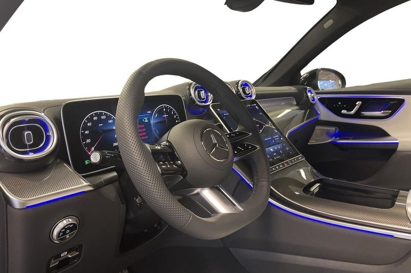 Mercedes GLC300 bild 10